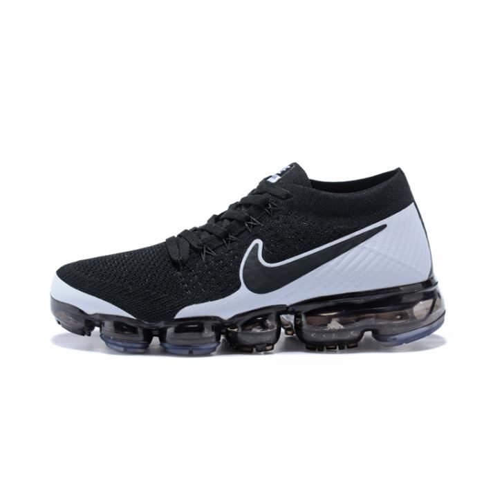 air vapormax noir et blanche