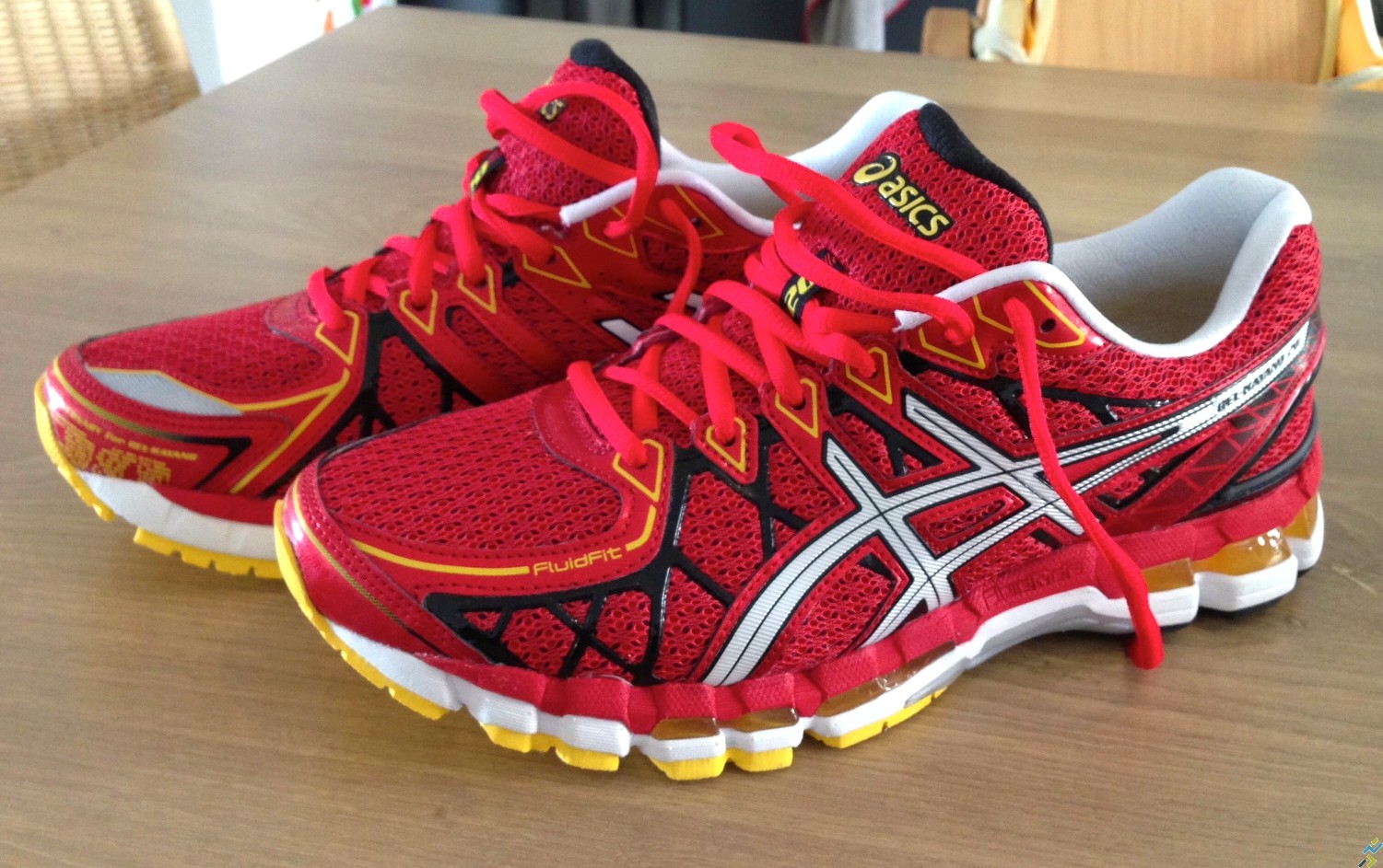 asics femme rouge