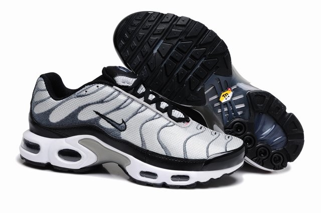 basquettes nike tn basquettes nike tn